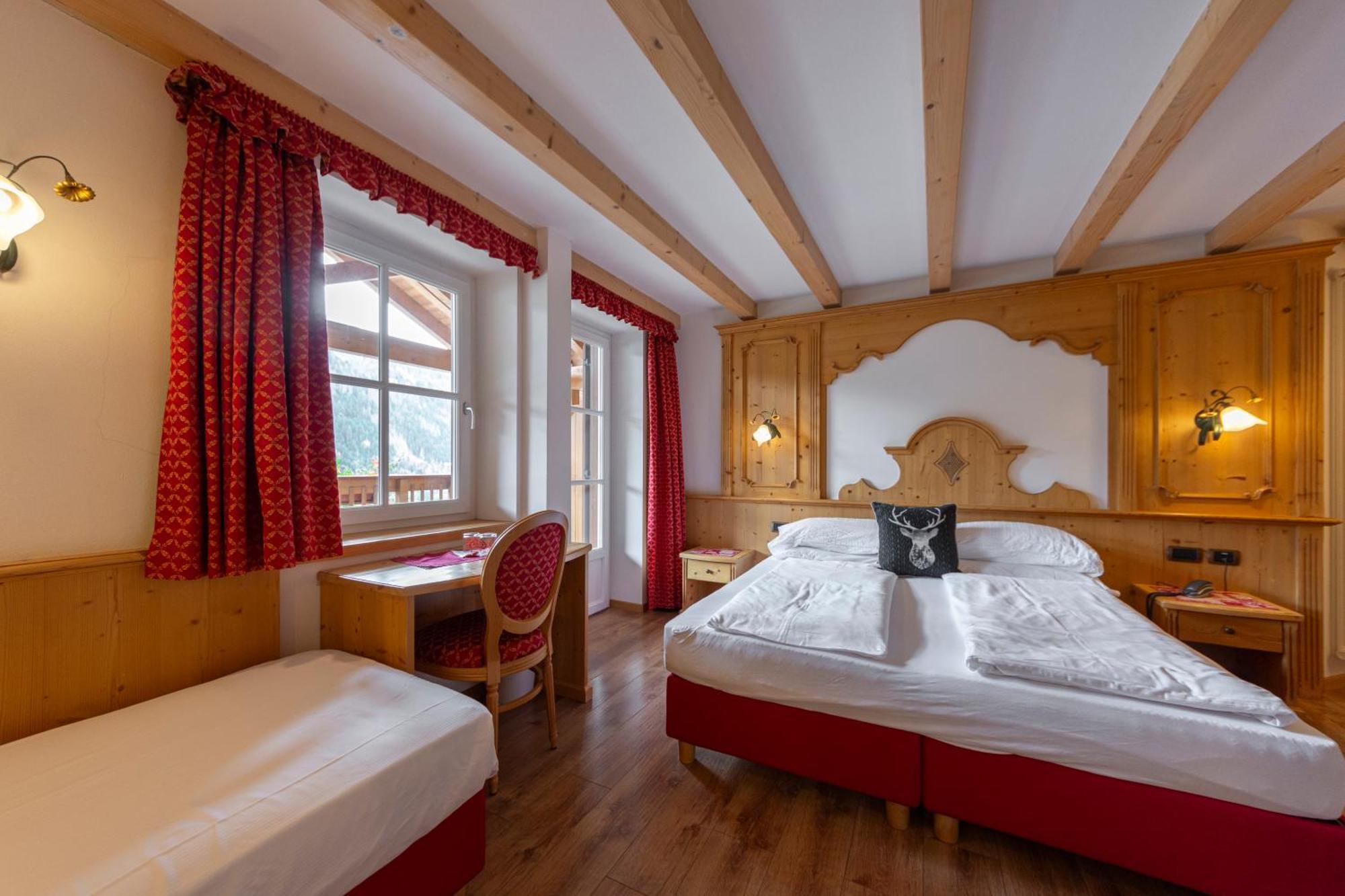 Monza Dolomites Hotel Moena Exterior foto